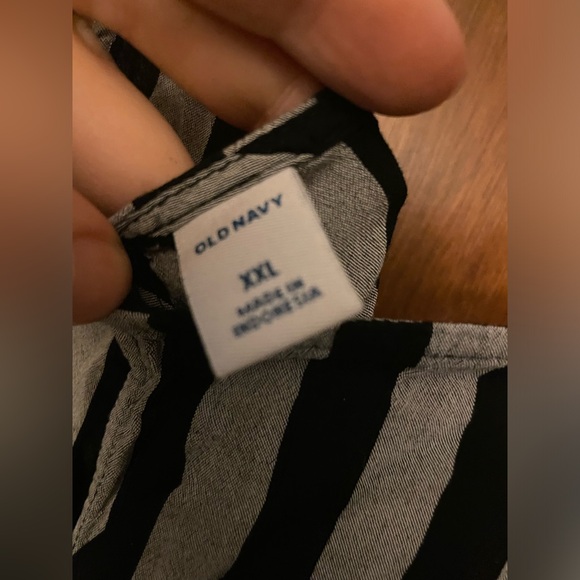 Gray and black striped tank. - Picture 2 of 5